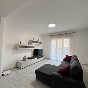  Appartamento Grey House